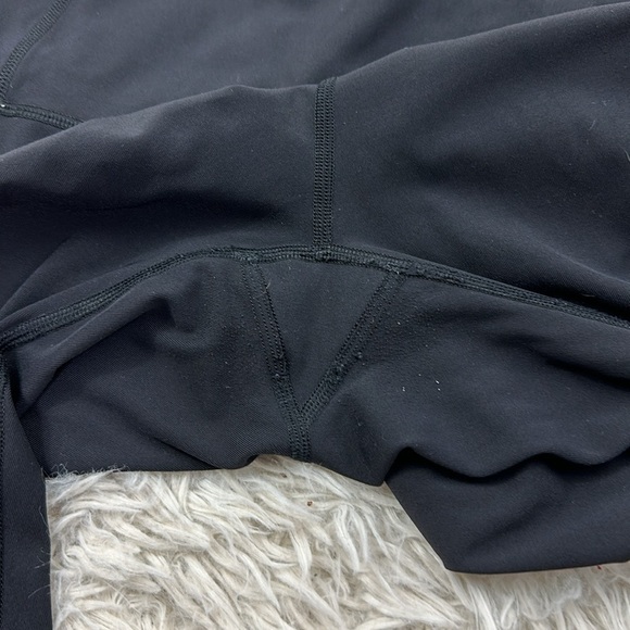 Lululemon Mix & Mesh Crop *21" Black / Chirasu Black / Black - Picture 4 of 6